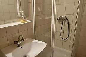 Sunny Holiday Apartment With Balcony on Klopeinersee With Private Beac