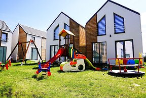 Rewal Holiday Home Near Baltic Beach