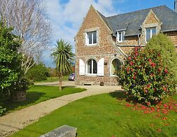 Holiday Home in a Quiet Location Near the Coast
