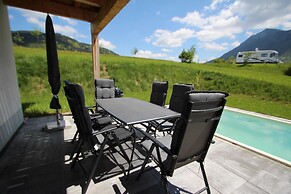 Chalet Max View mit Pool und Sauna