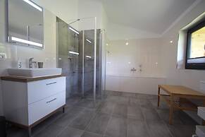 Chalet Max View mit Pool und Sauna