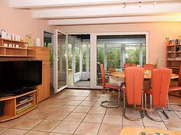 Attraktiver Bungalow in Warwerort an der Nordsee
