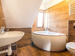 Holiday Apartment in Villa Amelia