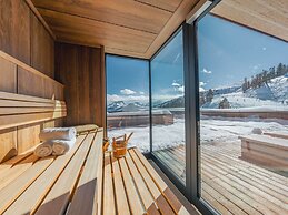 Apartment in Kaltenbach at the ski Slope