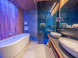 Apartment in Kaltenbach at the ski Slope