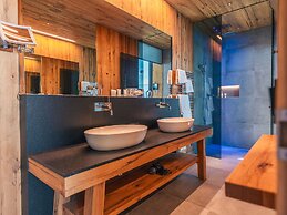 Apartment in Kaltenbach at the ski Slope