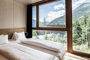 Chalet Resort am Grossglockner With Infrared Cabin