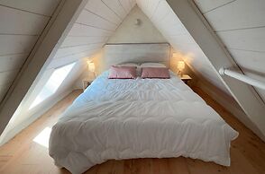 Charming Holiday Home by the sea in Plougasnou