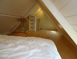 Charming Holiday Home by the sea in Plougasnou