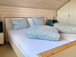 Holiday Home Seeblick With Sauna on Lake Dummer, Dummer