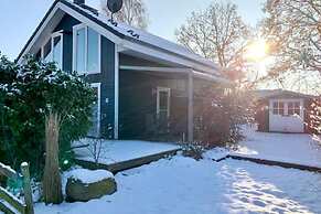 Holiday Home Seeblick With Sauna on Lake Dummer, Dummer