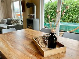 Holiday Home Seeblick With Sauna on Lake Dummer, Dummer