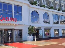 Holiday Home With sea View, Perros Guirec