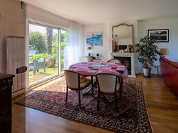 Holiday Home With sea View, Perros Guirec