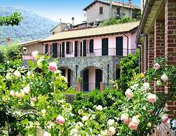 Apartment in Castellaro With Garden