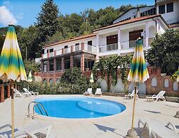 Apartment in Castellaro With Garden