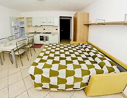 Apartment in Castellaro With Garden