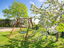 Holiday Homes With Pool Access, Darlowo