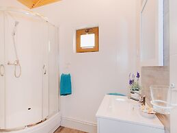 Holiday Homes With Pool Access, Darlowo