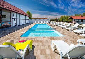 Holiday Homes With Fireplace , Summer Pool