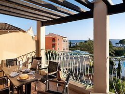 Apartment With Seaview