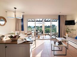 Apartment With Seaview