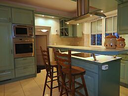 Geraumige Villa Solitude in Wendorf im Bernstein Resort