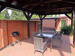 Geraumige Villa Solitude in Wendorf im Bernstein Resort