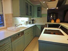 Geraumige Villa Solitude in Wendorf im Bernstein Resort