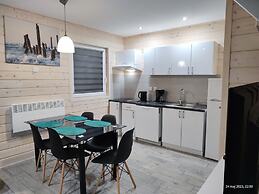 New Holiday Homes With a Swimming Pool, Rewal