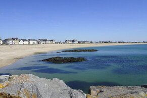 Flat With Direct Beach Access