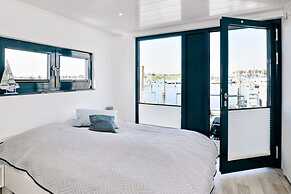 Houseboat in Egernsund at the Marina Minde