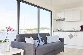 Houseboat in Egernsund at the Marina Minde