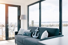 Houseboat in Egernsund at the Marina Minde