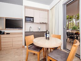 Apartment in Zaton With Swimming Pool