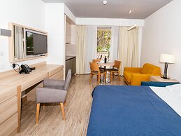 Apartment in Zaton With Swimming Pool