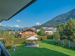 Apartment in Brixen im Thale With a Garden