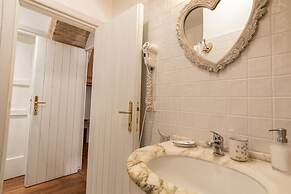 Acquamarine Apartment City Center