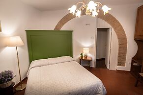 Acquamarine Apartment City Center