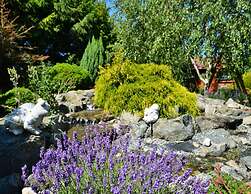 Holiday Apartment, 3 Bedrooms, Garden, Slowino