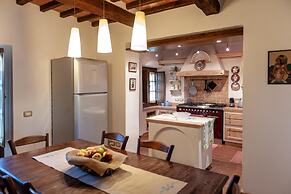 Cypress Apt In Farmhouse With Pool