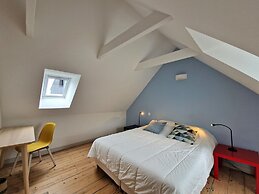 Charming Breton Holiday Home Right by the sea