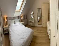 Spacious, 2-level Holiday Apartment