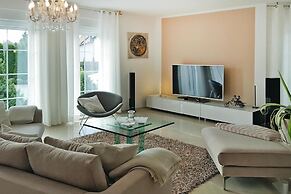 Luxurious Semi-detached House, Grzybowo