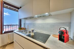 Agata Maison-historical Center and Lake