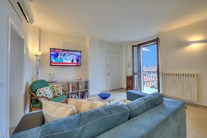 Agata Maison-historical Center and Lake