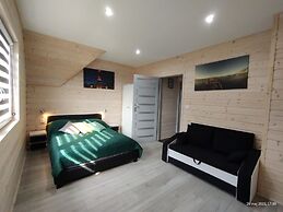 Comfortable Houses, Swimming Pool, Jacuzzi, Rewal