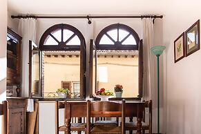 Spadolino Apt City Center