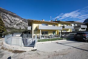 Mirabelle in Dro With 3 Bedrooms and 2 Bathrooms