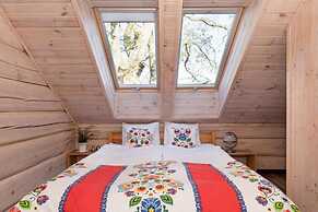 Comfortable 2-storey Holiday Home Ustronie Morskie